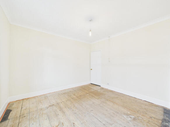 2 bed Terraced for sale Image 11
