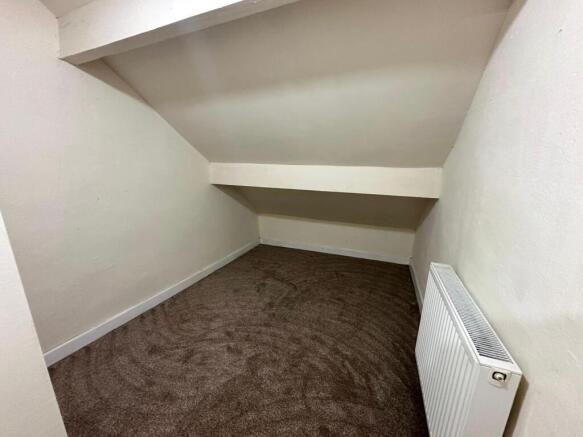 2 bed End of Terrace to rent Image 7