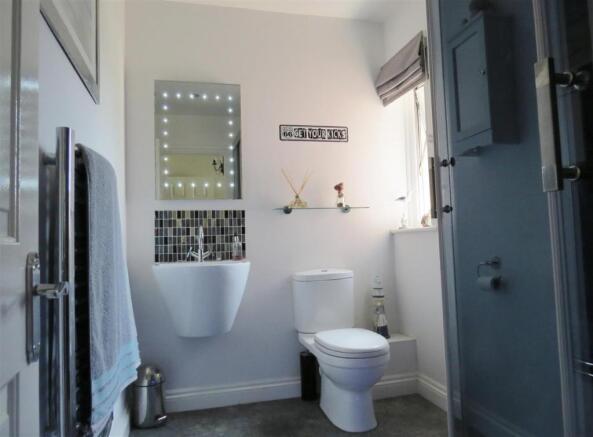 En Suite Shower Room