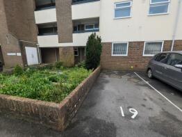 19, Tudor Court, Regal Close, Portsmouth PO6 2EG