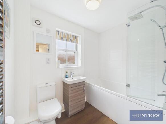 1 bed Flat for sale Image 7