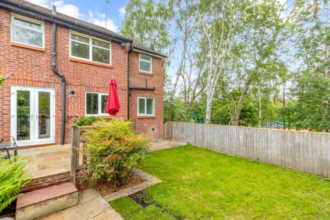 4 bed Semi-Detached for sale Image 12
