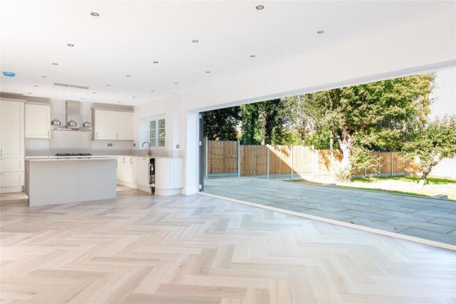Whitethorn Lane, Letchworth Garden City, Hertfordshire, SG6 photo 3
