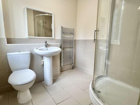 Master En-suite
