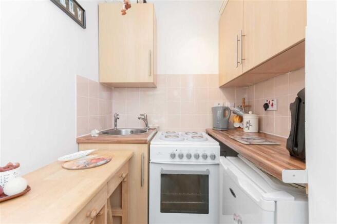 Breakfasting Kitchen