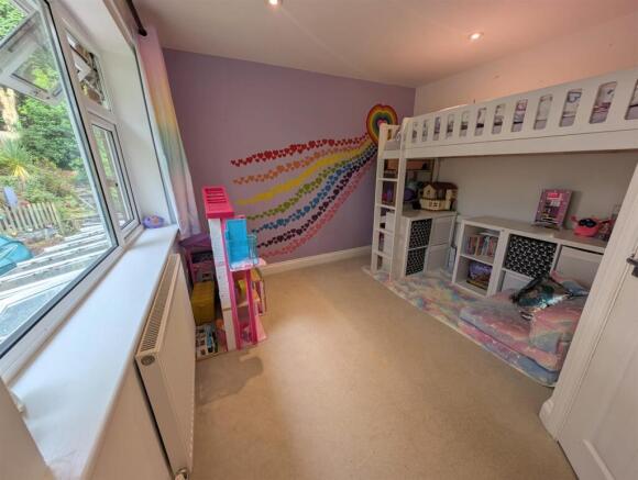 Bedroom 3.jpg