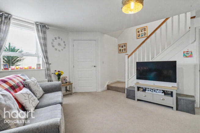 3 bed Semi-Detached for sale Image 9