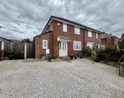 27, Kingsway, Garforth, Leeds LS25 1BW