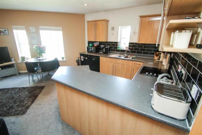 Lounge diner kitchen