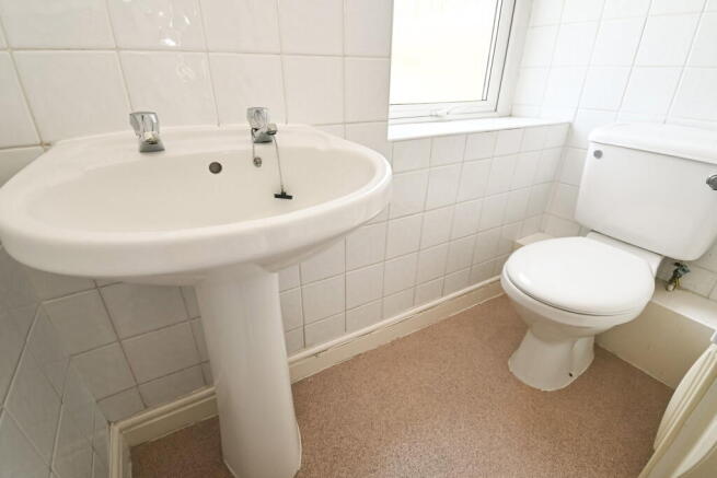 2 bed Semi-Detached for sale Image 7