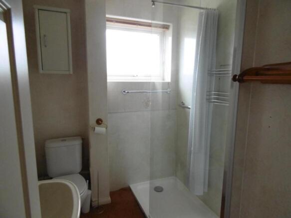 Shower room.JPG