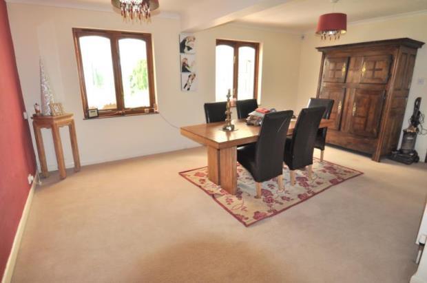 Dining Room (2)