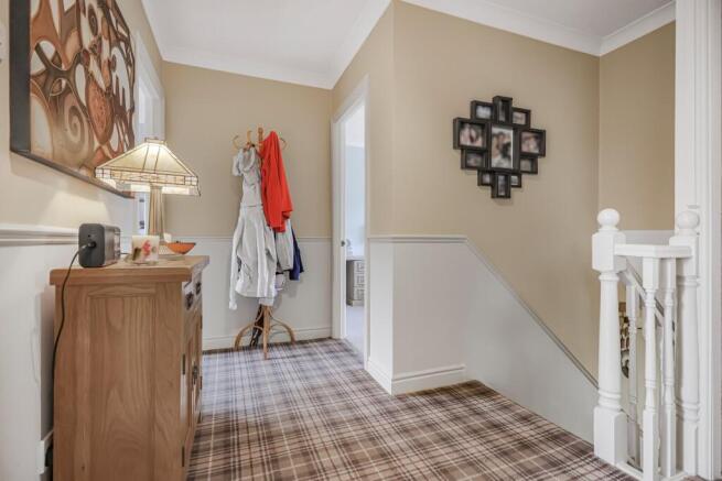 4 bed Detached for sale Image 10