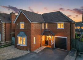 37, Bushell Way, Reading RG2 9FQ