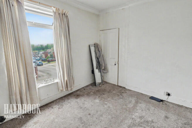 3 bed Terraced for sale Image 4
