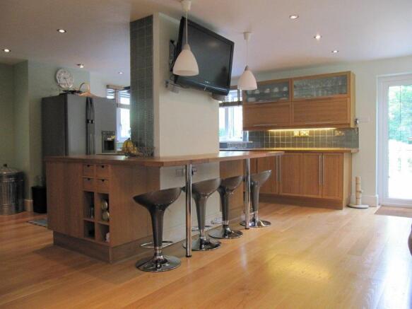 Kitchen/Breakfast Ro