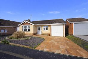 13, Teasel Close, Narborough LE19 3DZ
