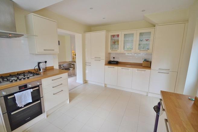 Kitchen shot2