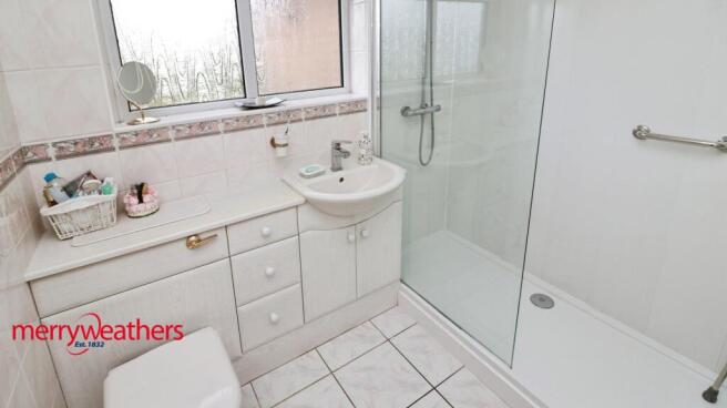 2 bed Detached Bungalow for sale Image 4