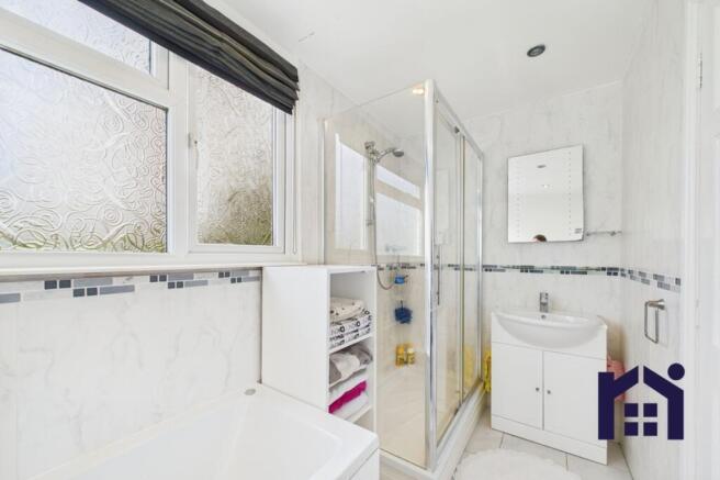 Family bathroom