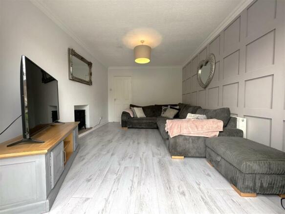 Living Room 972