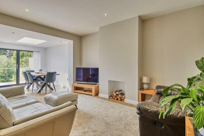 41 Drayton Rd Irthlingborough-8.jpg