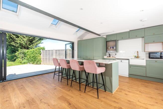 Kitchen/Breakfast