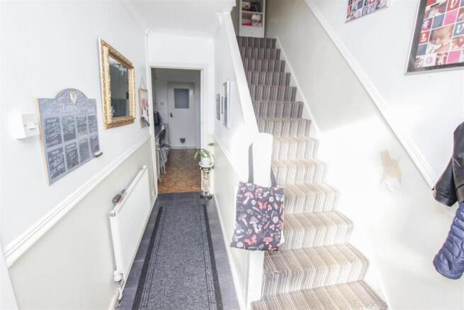 3 bed Town House for sale Image 7
