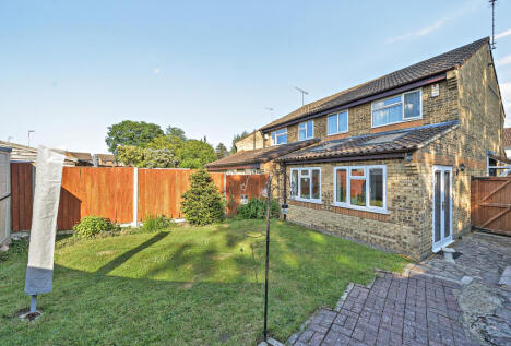 Pinewood Road, Gloucester, Gloucestershire, GL2