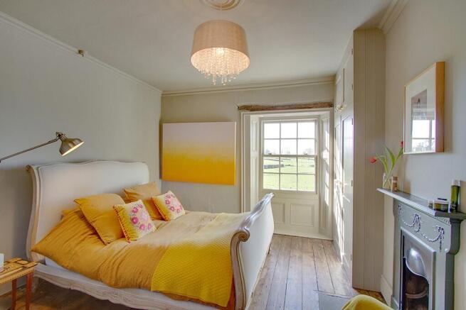 2 bed House for sale Image 12