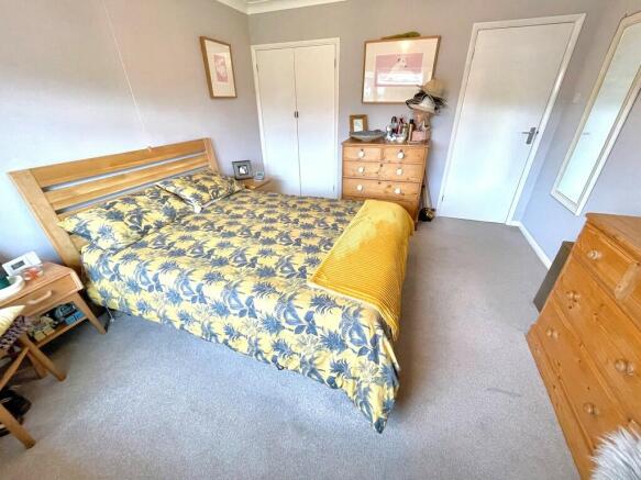 8 Priory Road Bed...