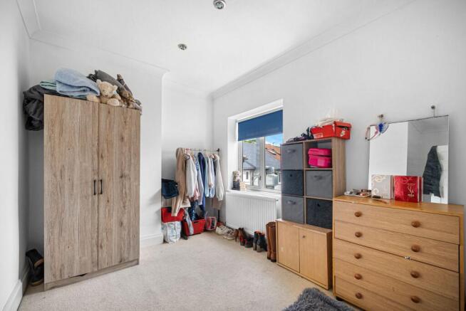 3 bed Terraced for sale Image 9