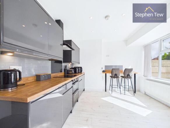 Dining Kitchen