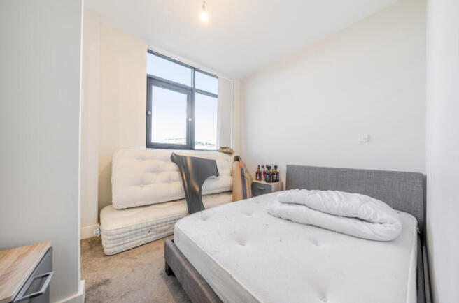 2 bed Flat for sale Image 8
