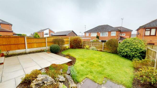 Gorsey Brow Close Rear Garden