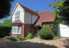 10, Birmingham Road, Kidderminster DY10 2BX