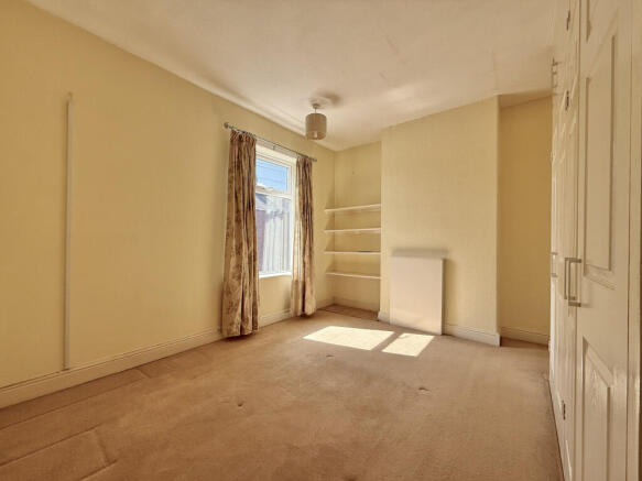2 bed Terraced for sale Image 8