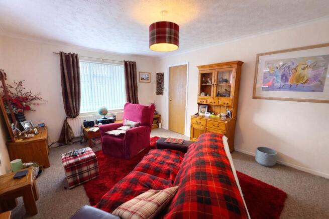 2 bed Bungalow for sale Image 3