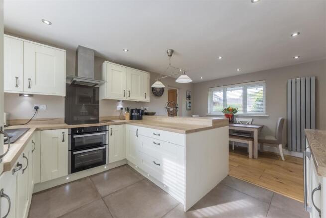 51 Delamere Park Way-008.JPG