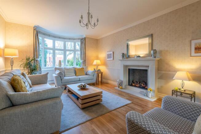 SITTING ROOM