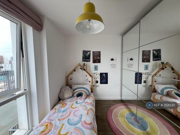 Single Bed Room