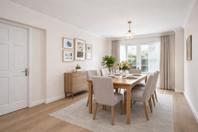 4 bed Detached for sale Image 12
