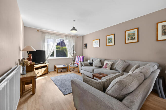 Living Room (2)