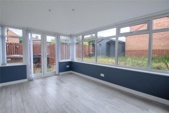 3 bed Semi-Detached for sale Image 8