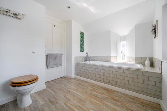 Ensuite Bathroom