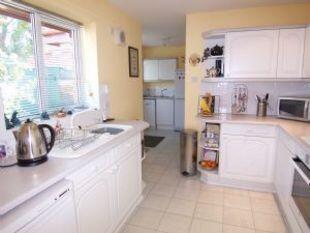 101 gloster kitchen