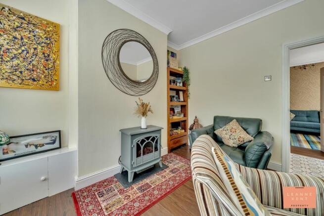 Sitting Room/Bedroom