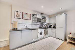 Flat 26, 154 The Courtyard, Goswell Road, London EC1V 7DX