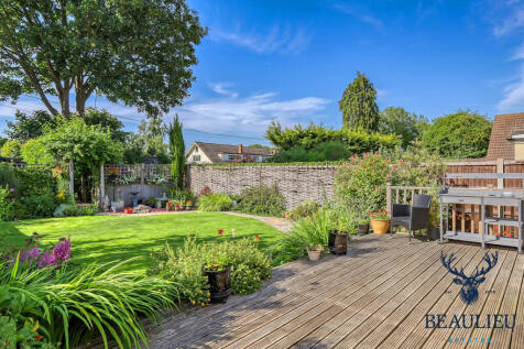 Manor Crescent, Little Waltham, CM3 3