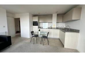 31, 7 Maddison Court, Hastings Road, Canning Town, London E16 1GG